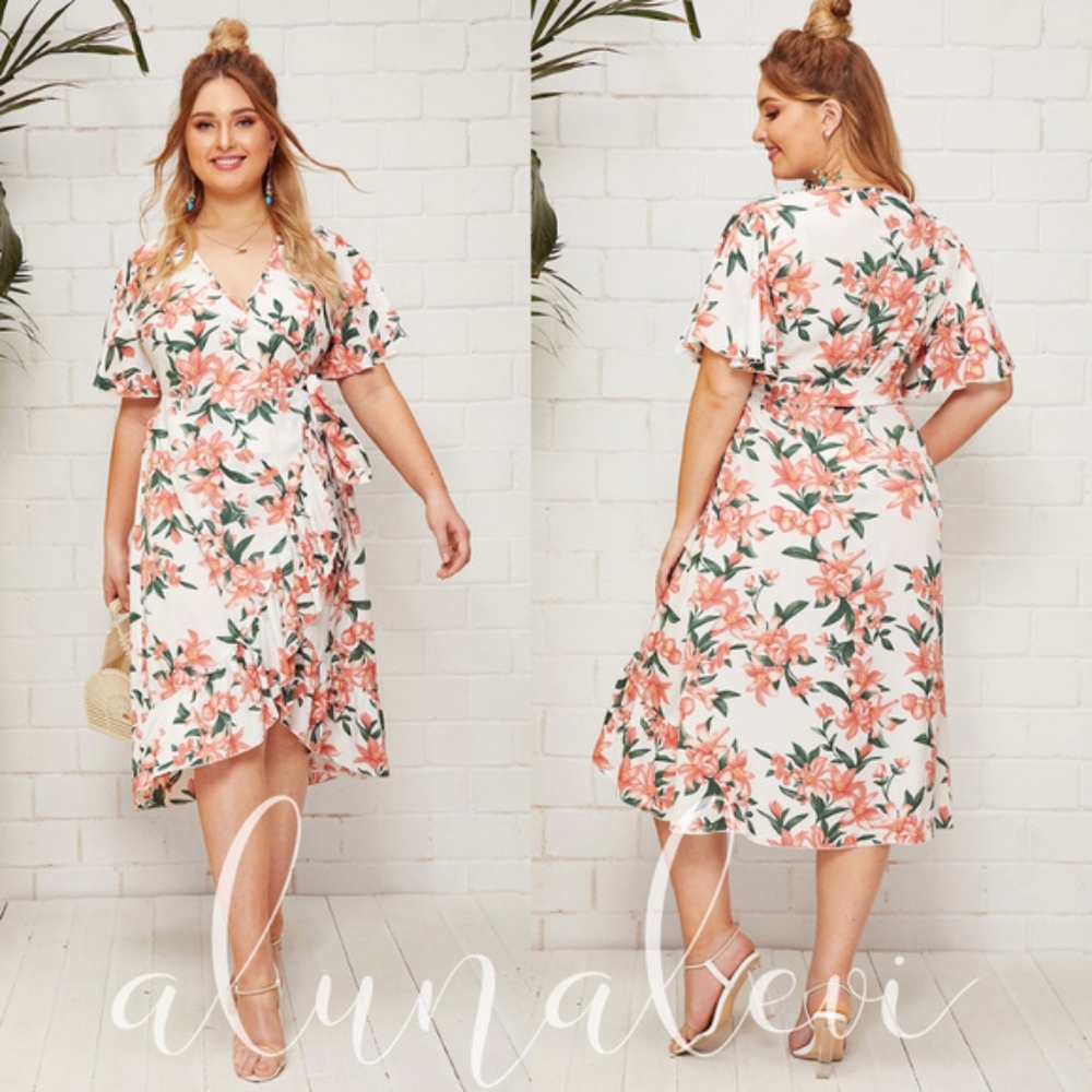 PLUS SIZE Floral Print Dress - Picture 2 of 2